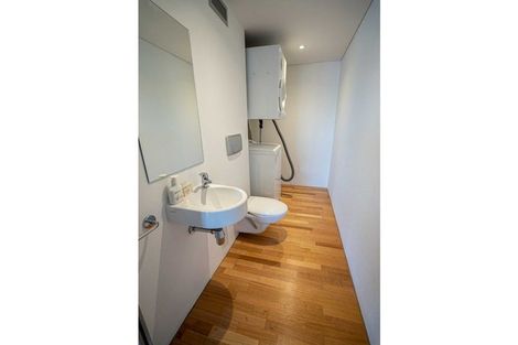 Photo of property in Waterloo Quay Apartments, 305/28 Waterloo Quay, Pipitea, Wellington, 6011