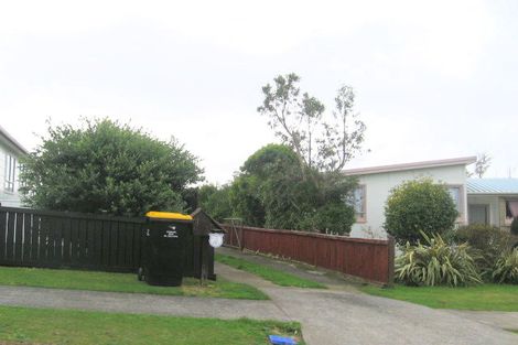 Photo of property in 32 Sombrero View, Ascot Park, Porirua, 5024