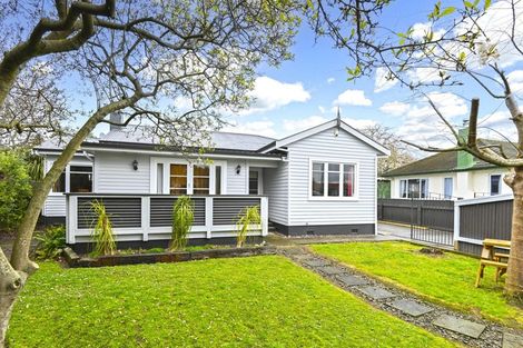 Photo of property in 112 Murdoch Road West, Raureka, Hastings, 4120