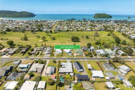 Photo of property in 209 Kiwi Road, Whangamata, 3620