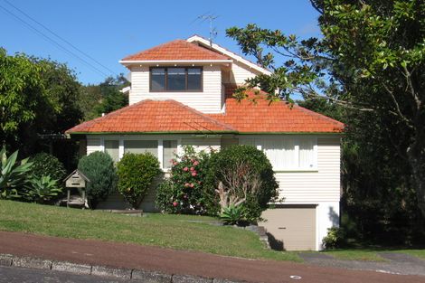 Photo of property in 18 Routley Drive, Glen Eden, Auckland, 0602