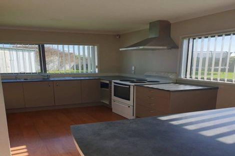Photo of property in 76 Upper Harbour Drive, Greenhithe, Auckland, 0632