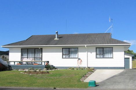 Photo of property in 157 Durrant Drive, Whangamata, 3620
