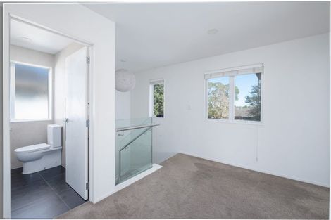 Photo of property in 20 Pikao Place, East Tamaki, Auckland, 2016