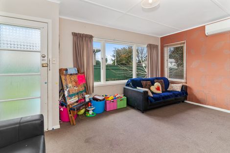 Photo of property in 9 Ian Street, Koutu, Rotorua, 3010