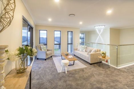 Photo of property in 8 Judith Anne Drive, Pukekohe, 2120