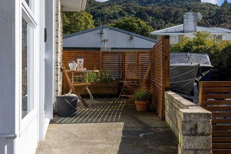 Photo of property in 81 Watt Street, Featherston, 5710