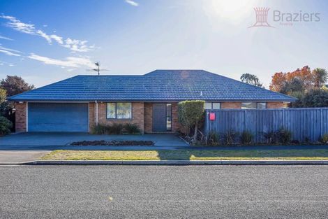 Photo of property in 2 Kirsten Place, Parklands, Christchurch, 8083