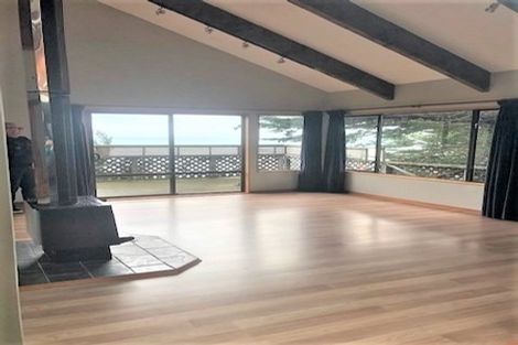 Photo of property in 14 Pa Road, Pukerua Bay, 5026