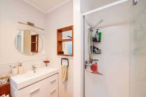 Photo of property in 2a Rutland Place, Milson, Palmerston North, 4414