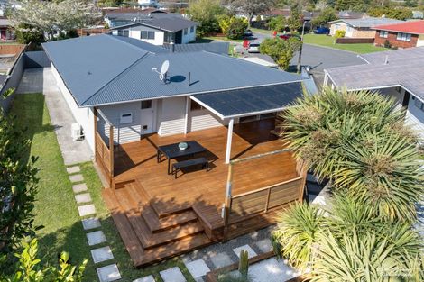 Photo of property in 16 Seattle Grove, Totara Park, Upper Hutt, 5018