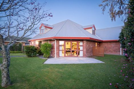 Photo of property in 1 Longfellow Street, Leamington, Cambridge, 3432