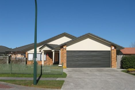 Photo of property in 29 Carisbrook Crescent, Papakura, 2110
