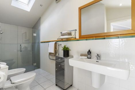 Photo of property in 7 Bella Vista Road, Herne Bay, Auckland, 1011