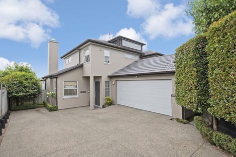 Photo of property in 4a Hyde Road, Rothesay Bay, Auckland, 0630