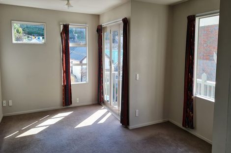 Photo of property in 4/45 Rolleston Street, Mount Cook, Wellington, 6021