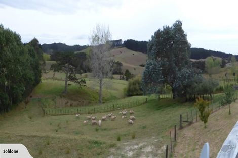 Photo of property in 90 Upper Orewa Road, Wainui, Silverdale, 0992