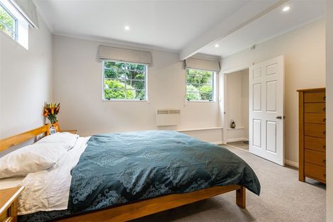 Photo of property in 1/18 Coroglen Avenue, Birkenhead, Auckland, 0626