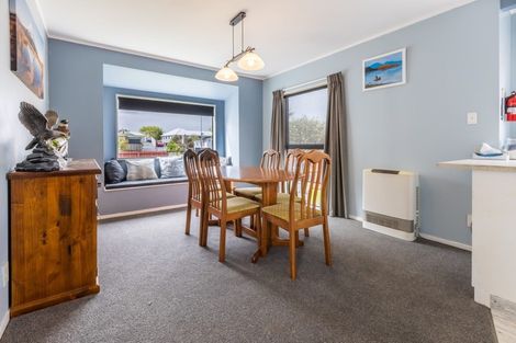 Photo of property in 5 Caulfield Place, Nawton, Hamilton, 3200