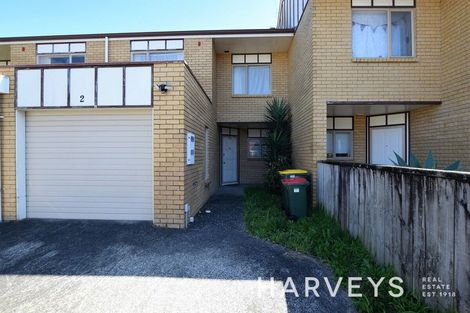 Photo of property in 2/17 Charlenne Close, Ranui, Auckland, 0612