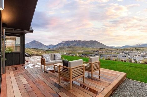 Photo of property in 125 Spur Ridge Rise, Jacks Point, 9371