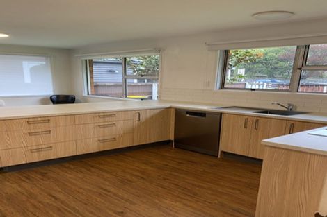 Photo of property in 1/27 Thorrington Road, Cashmere, Christchurch, 8022