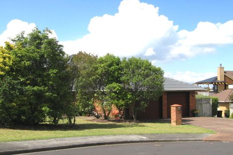 Photo of property in 6 Seagrove Road, West Harbour, Auckland, 0618