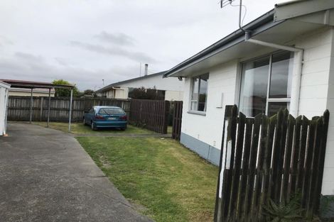 Photo of property in 2/12 Wanstead Place, Woolston, Christchurch, 8062