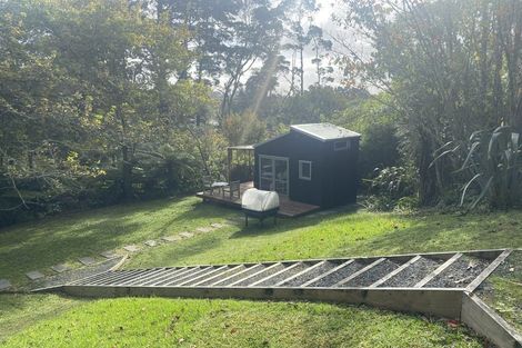 Photo of property in 105 Takahe Road, Titirangi, Auckland, 0604