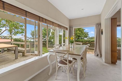 Photo of property in 131 Lake Crescent, Hamilton Lake, Hamilton, 3204