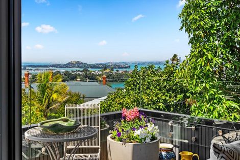 Photo of property in 46 Hinemoa Street, Birkenhead, Auckland, 0626