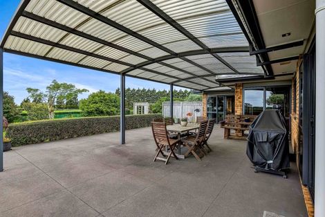 Photo of property in 325a Awai Road, Tarurutangi, New Plymouth, 4372