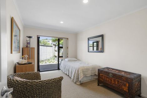 Photo of property in 70 Palmgreen Court, Stanmore Bay, Whangaparaoa, 0932