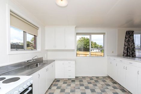 Photo of property in 36 Cumberland Street, Merrilands, New Plymouth, 4312