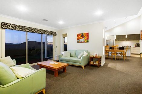 Photo of property in 53 Endeavour Drive, Whitby, Porirua, 5024