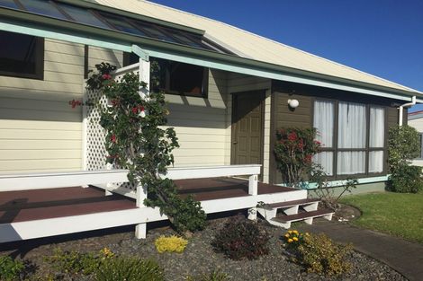 Photo of property in Puriri Village, 4/3 Puriri Street, Mount Maunganui, 3116
