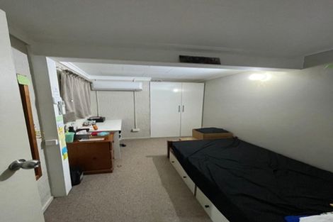 Photo of property in 17 Woodvale Road, Glen Eden, Auckland, 0602