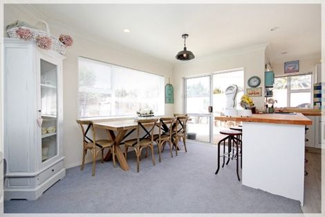 Photo of property in 3 Ferry Street, Foxton Beach, Foxton, 4815