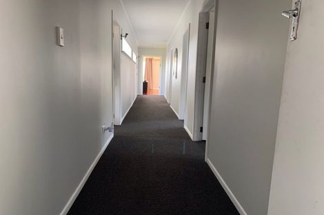 Photo of property in 115 Glengarry Road, Glen Eden, Auckland, 0602