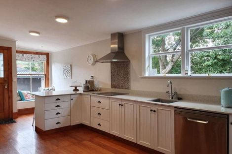 Photo of property in 286 Main Road, Tawa, Wellington, 5028