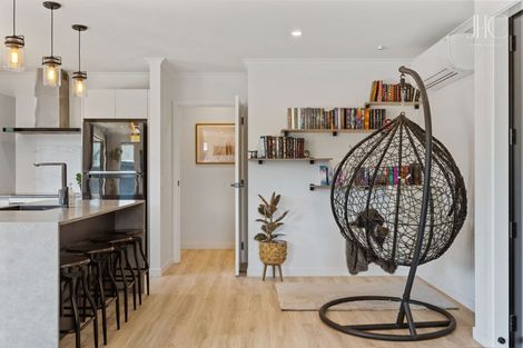 Photo of property in 22 Smitham Drive, Cromwell, 9310