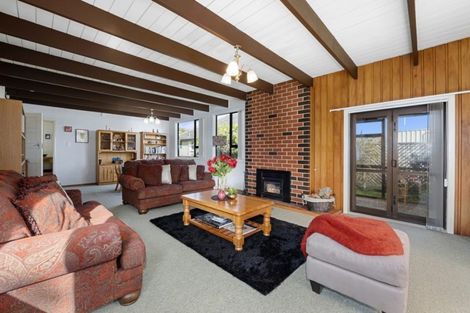 Photo of property in 13 Elm Street, Ebdentown, Upper Hutt, 5018