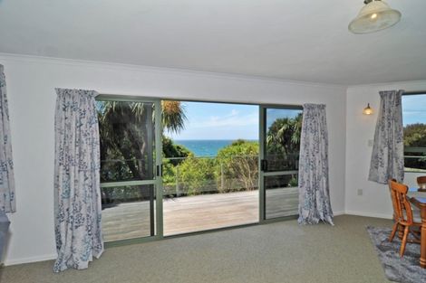 Photo of property in 152 Shag Point Road, Shag Point, Palmerston, 9482