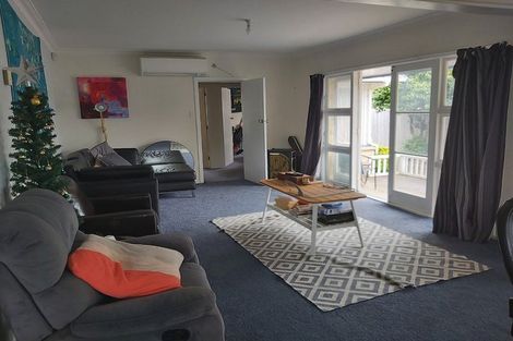 Photo of property in 35 Carruthers Street, Ilam, Christchurch, 8041