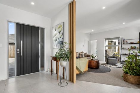 Photo of property in 77 Dunkeld Drive, Papamoa, 3118