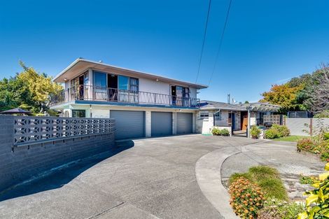 Photo of property in 208 Caroline Place, Mayfair, Hastings, 4122