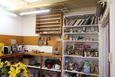 Photo of property in 61 Rimu Street, New Lynn, Auckland, 0600