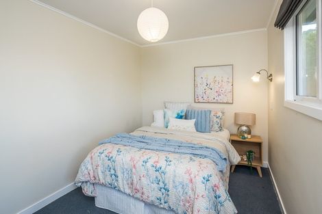 Photo of property in 25 Voltaire Street, Karori, Wellington, 6012