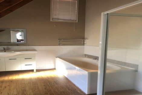 Photo of property in 117a Browns Bay Road, Browns Bay, Auckland, 0630