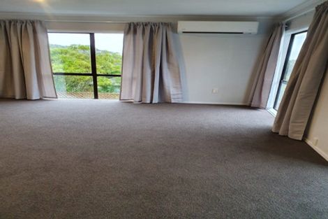 Photo of property in 113 Percy Dyett Drive, Karori, Wellington, 6012